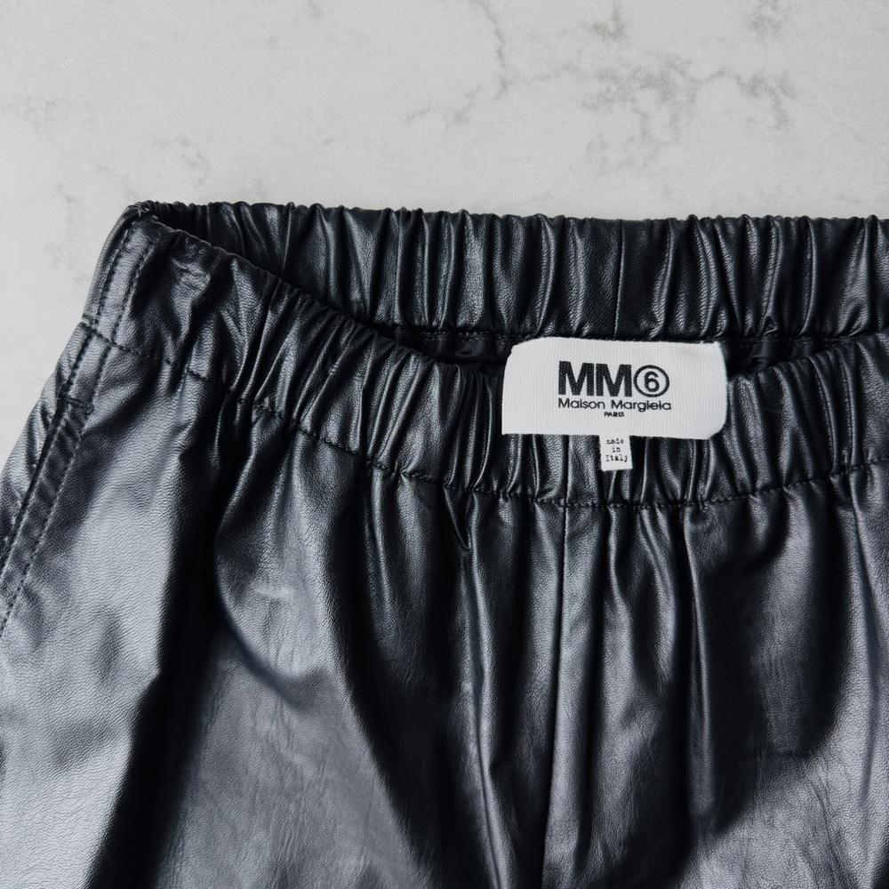 MM6 Maison Margiela Coated Pull-On Pants in Black (Vegan Leather)
